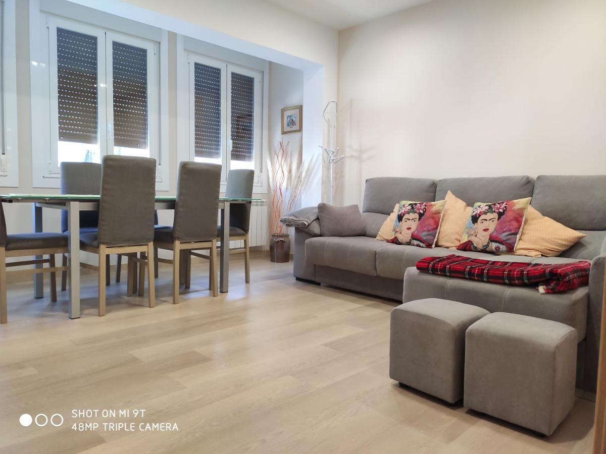 Appartamento El Hogar De Frida Ourense Esterno foto